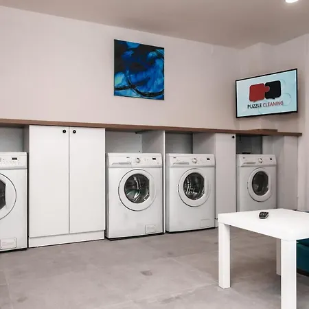 Puzzle Apartaments&studios * Craiova