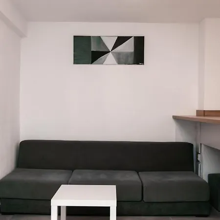 Puzzle Apartaments&studios קריובה