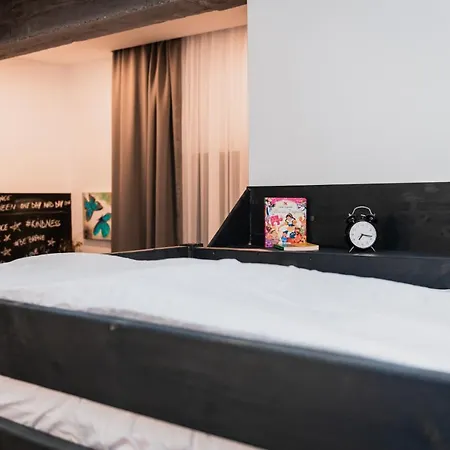 מלון דירות Puzzle Apartaments&studios