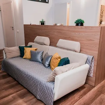 Puzzle Apartaments&studios 3* Craiova