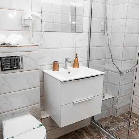 Puzzle Apartaments&studios מלון דירות 3*