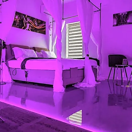 Puzzle Apartaments&studios 3* קריובה