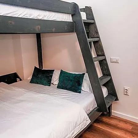 Puzzle Apartaments&studios מלון דירות