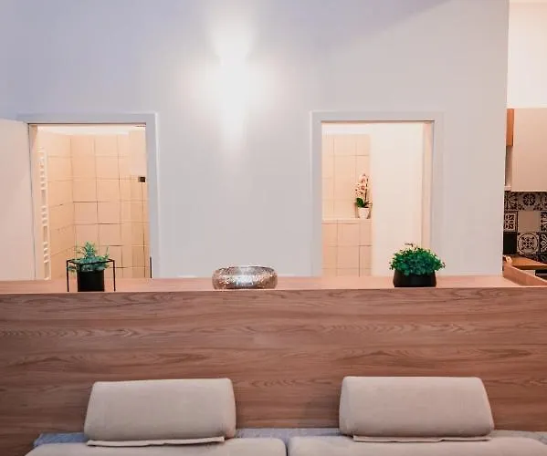 Puzzle Apartaments&studios 3* Craiova